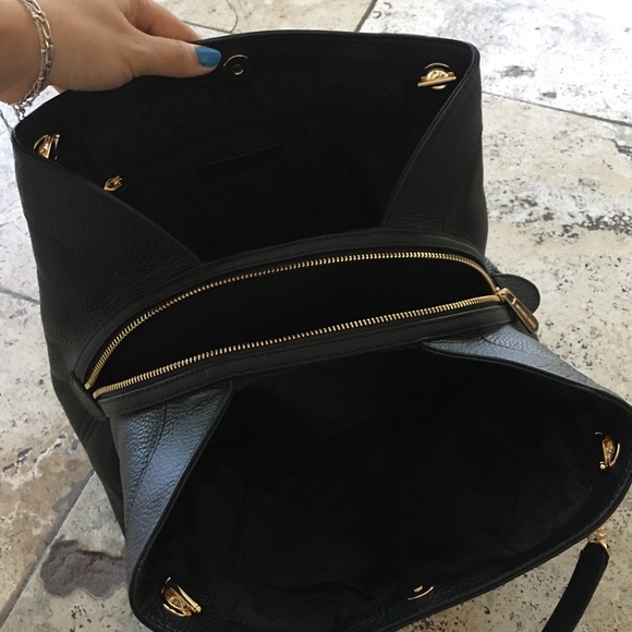 MICHAEL KORS JET SET ITEM LG CHAIN SHOULDER TOTE - Picture 5 of 8